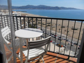 Отель Apartamento vistas panorámicas  Ампуриябрава